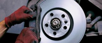 Как понять, что пора заменить тормозные диски и колодки: признаки и советы механика